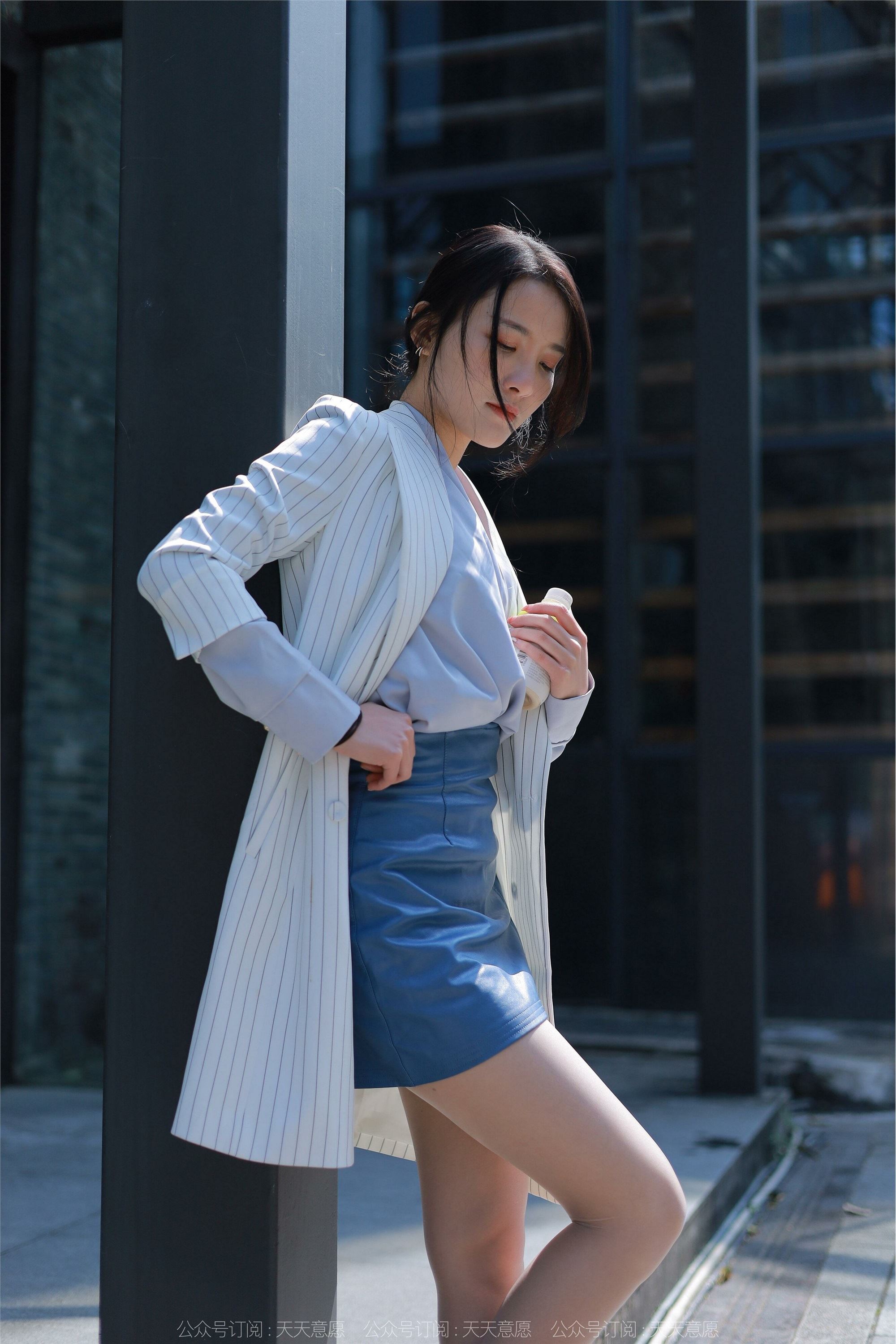 IESS异思趣向  2022.04.16 丝享家1061：婉萍《蓝衣女神》